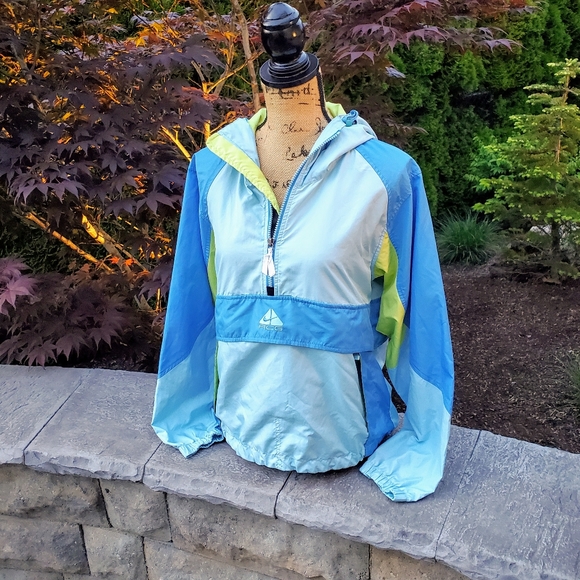 Vintage 90s Nike ACG Windbreaker - Picture 16 of 16
